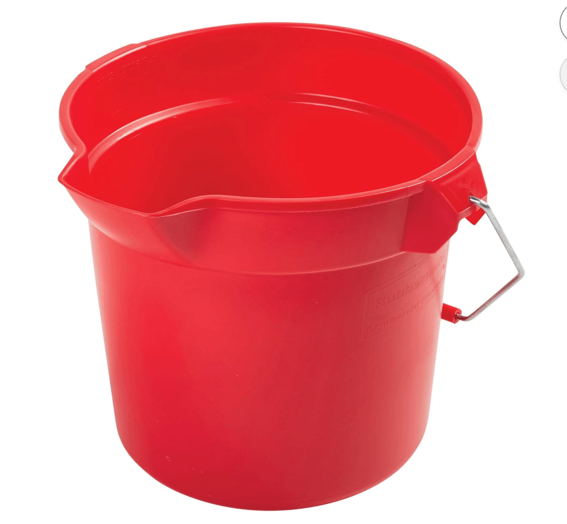 Rubbermaid Commercial Products Brute Heavy-Duty Round Bucket, 10-Quart, Red, Corrosive-Resistant Pai
